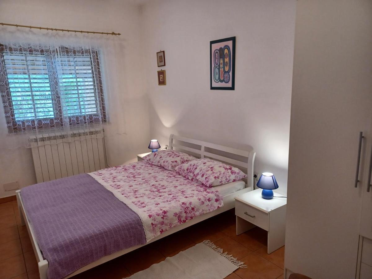 Appartamento Kamik 1 Banjole Esterno foto